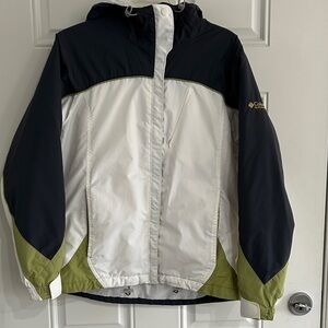 Columbia womens Black, White, and Green coat